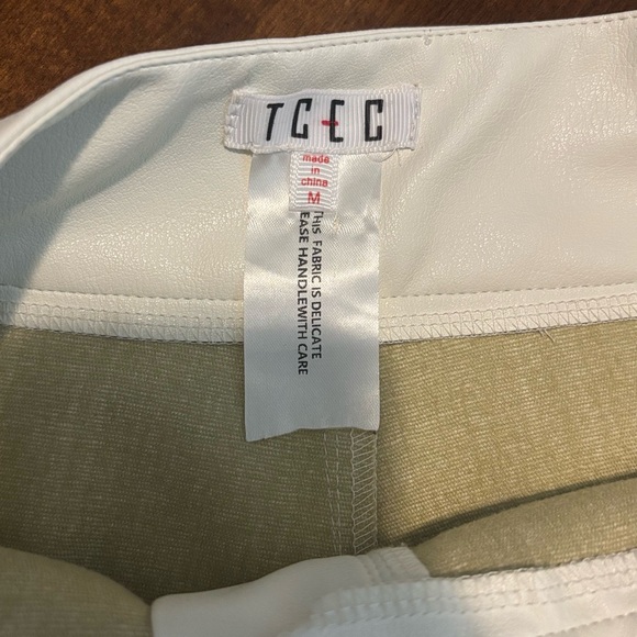 TCEC leather Shorts - Picture 5 of 7